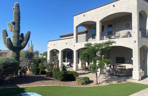Thunder Mountain House | Diamond in the Desert ! An Oasis