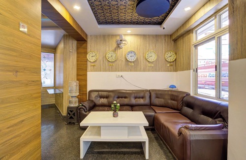 RT Nagar Hotel | Diamond palace
