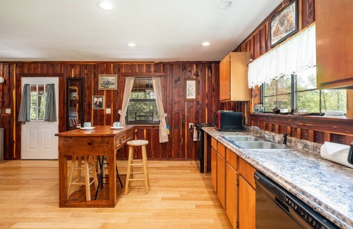 Murfreesboro Cabin | Diamond River Run Cabin by StayLage