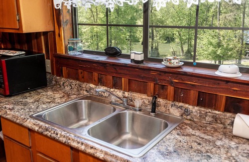 Murfreesboro Cabin | Diamond River Run Cabin by StayLage