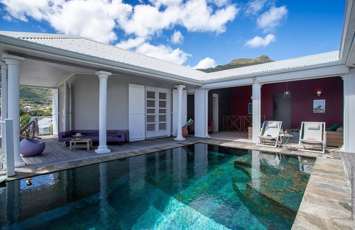 Tartane Villa | Diamond Rock