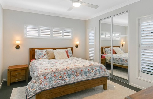 Casuarina Apartment | Dianella Dream - 4BR Pet-Friendly Home with Pool