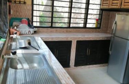 Ukunda House | Diani Travelers Guest House