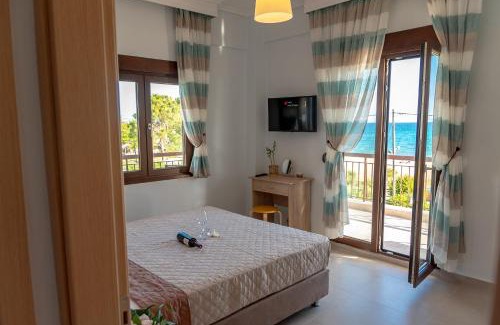 Nea Moudania Apartment | Dimi Seafront Apartment by Rentals Pro Services - Nea Moudania