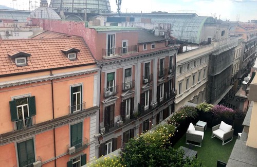 Quartieri Spagnoli Apartment | Dimora Augusteo