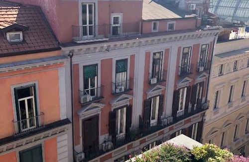 Quartieri Spagnoli Apartment | Dimora Augusteo