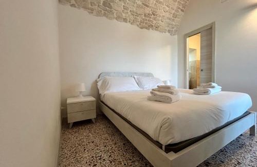 L'Assunta Apartment | Dimora Campanile Galleppa by MONHOLIDAY