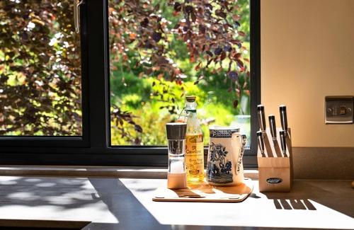 Hele Apartment | Dingles Farm Annexe