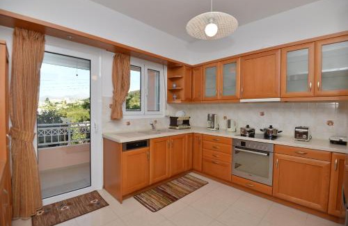 Dilofo Villa | Diogenis Home