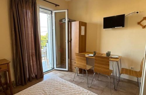 Skala Apartment | Dionysios Studios