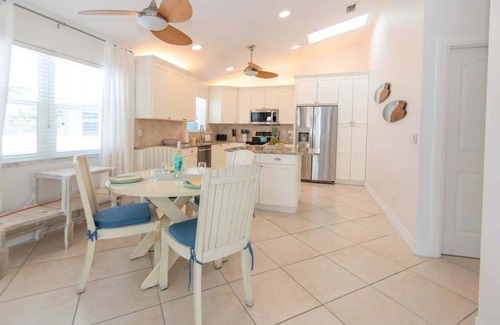 Fort Pierce Shores House | Direct Beach Access | 2BD | Limited-Time Discounts