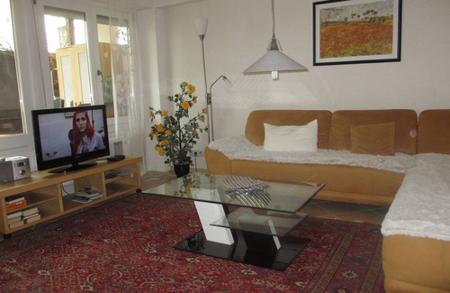 Freiburg im Breisgau Apartment | Direct city location to the pedestrian zone 250 meters, apartment with balcony, free W-Lan