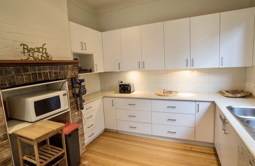 Dee Why House | Direct Ocean views - 2 mins walk to Dee Why beach