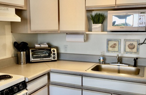 Atlantic Beach Condo | Direct Sound Water View and Beach Access WiFi Kitchen Pool