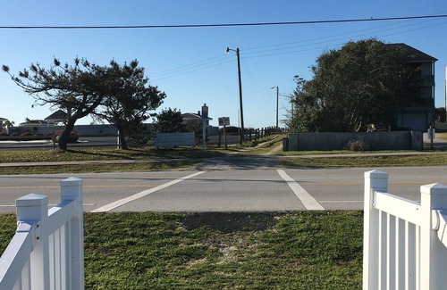 Atlantic Beach Condo | Direct Sound Water View and Beach Access WiFi Kitchen Pool