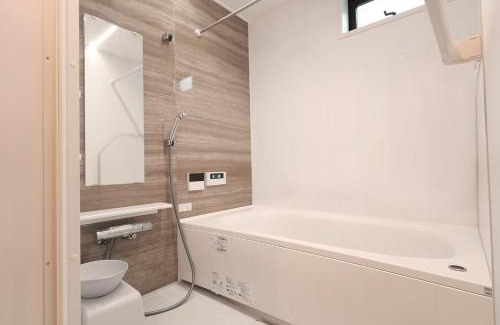 Tennoji Villa | Direct to Namba, Umeda ,Airport! New house!3mins to subway!