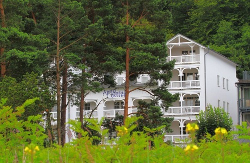 Binz Apartment | Directly on the beach promenade, balcony with sea view - Aparthotel Ostsee FeWo 22