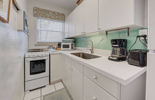 Golden Beach Condo | Directly on the Gulf - Unit 9 - 1 Bedroom - Ground Floor - Sleeps up to 4