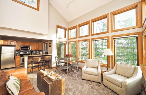 Boyne Falls Condo | Disciples Ridge Condo-4 full bedrooms, at base of Boyne and nearly slopeside