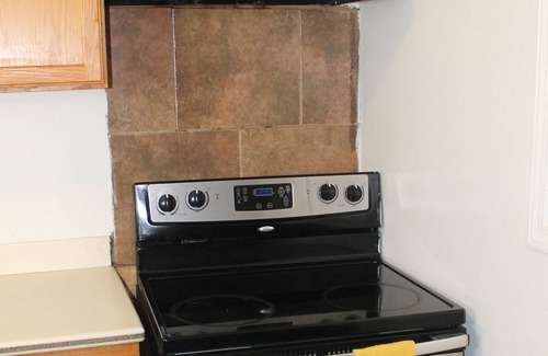 Fondren Apartment | Discounted Cozy Home with Modern Amenities