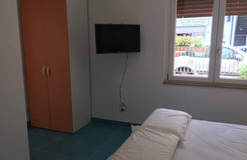 Marina di Pisciotta Apartment | Discover CIlento - Mandarin - Room with bathroom - sleeps 3