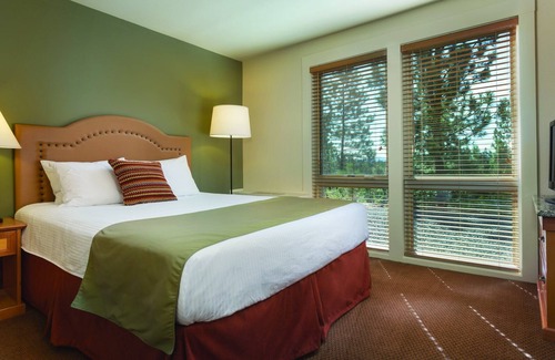 Bend Resort | Discover impressive restaurants and breweries!