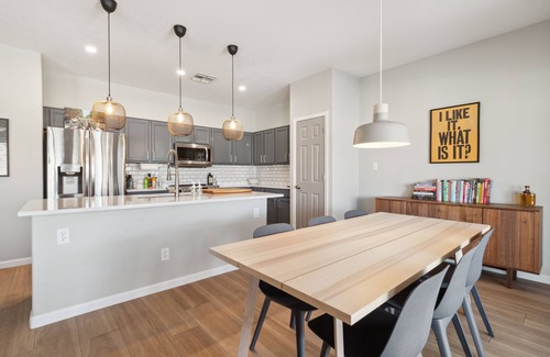 Northwest Ranch House | Discover the magic of Surprise & Phoenix in this contemporary home