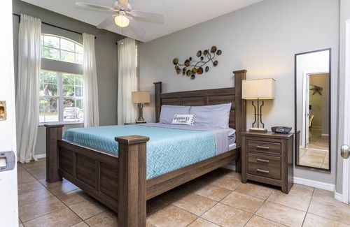 Lake Berkley Resort | Disney, Universal! 4 BR Resort Style Townhouse