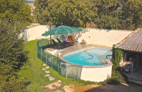 Pompignan Cottage | Distinguished farmhouse, away from the crowd, Uzés, Anduze
