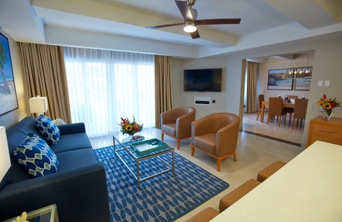 Palm Beach Resort | Divi Dutch Village Beach Resort