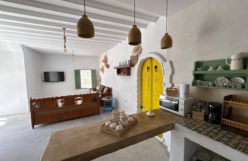 Erriadh House | Djerbian-style house for rent in Djerbahood