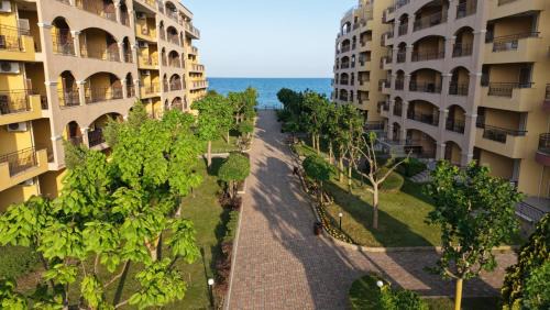 Aheloy Apartment | DL Apartments