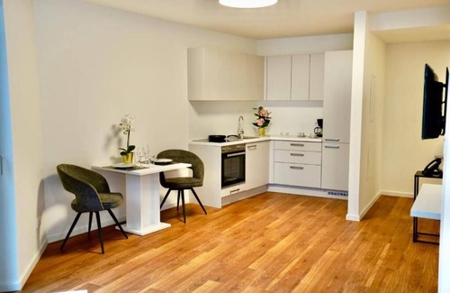 Meidling Apartment | DM & S Apartment