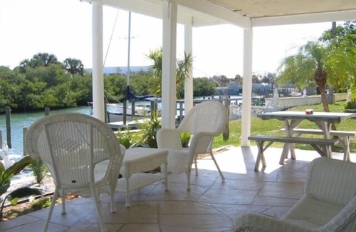 Nokomis Villa | Dockside 1-Bedroom Villa