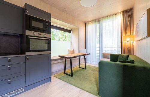 Maubray Cottage | Dockside Forest Retreat
