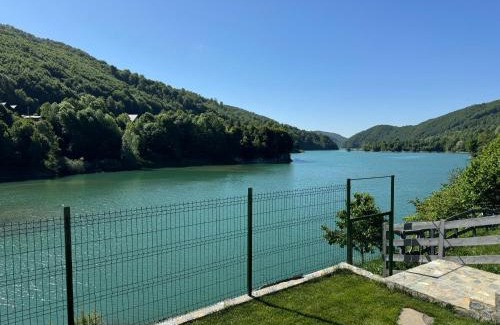 Valea Doftanei House | Doftana Lake House