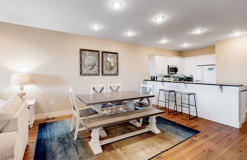 Seagrove Beach Condo | Dog-friendly condo with balcony, washer/dryer, pool - near the beach