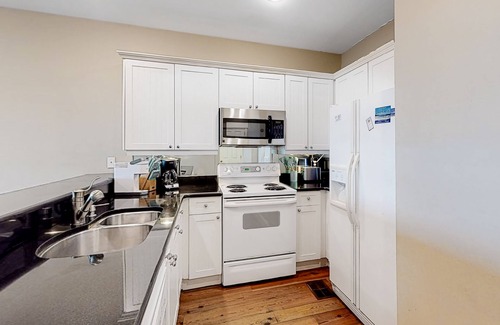 Seagrove Beach Condo | Dog-friendly condo with balcony, washer/dryer, pool - near the beach