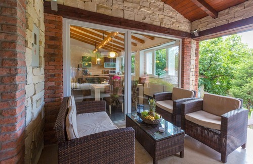 Kraljevica House | Dog-friendly finca with 3 air conditioning units, private pool, barbecue, washing machine, heating