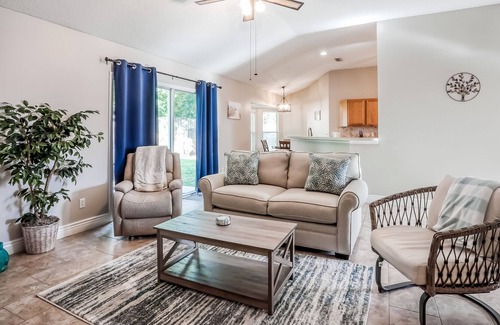 Golden Glades - The Woods House | Dog-friendly home with fast WiFi, central AC, community pool - snowbirds welcome