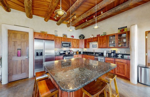 Taos House | Dog-friendly home with amazing Taos Mountain & El Salto views, W/D, & jetted tub