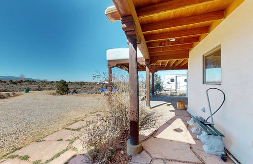 Taos House | Dog-friendly home with amazing Taos Mountain & El Salto views, W/D, & jetted tub