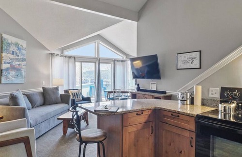 Charlevoix Condo | Dog Friendly | Loft Style | Downtown Charlevoix | Indoor/Outdoor Pool