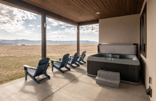 Buena Vista House | Dog Friendly Private Partial Home w/AC & Hot Tub