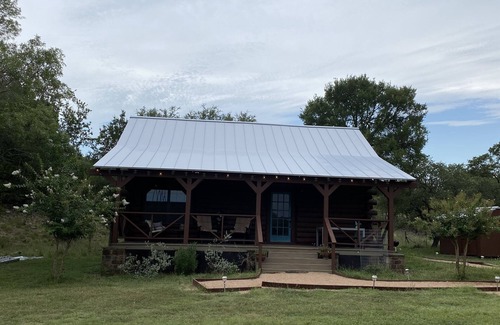 Boerne Cabin | Dog Friendly Private Luxury Cabin in The Texas Hill Country.