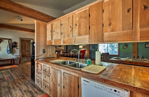 Alfalfa Cottage | Dog-Friendly Ranch Cottage w/Yard ~ 13 Mi to Bend