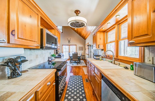 Big Canoe House | Dog-friendly retreat with hot tub, wood fireplace, pool table, & enclosed yard