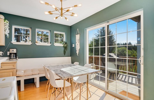Copalis Beach House | Dog-friendly riverfront retreat with hot tub on 5.2 acres near the beach