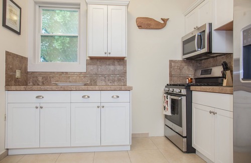 Puntas House | Dogman's Beach House, sleeps 4, with beach access!