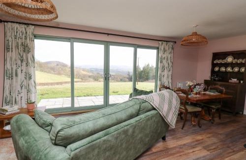 Llandrindod Wells House | Dol Blodau